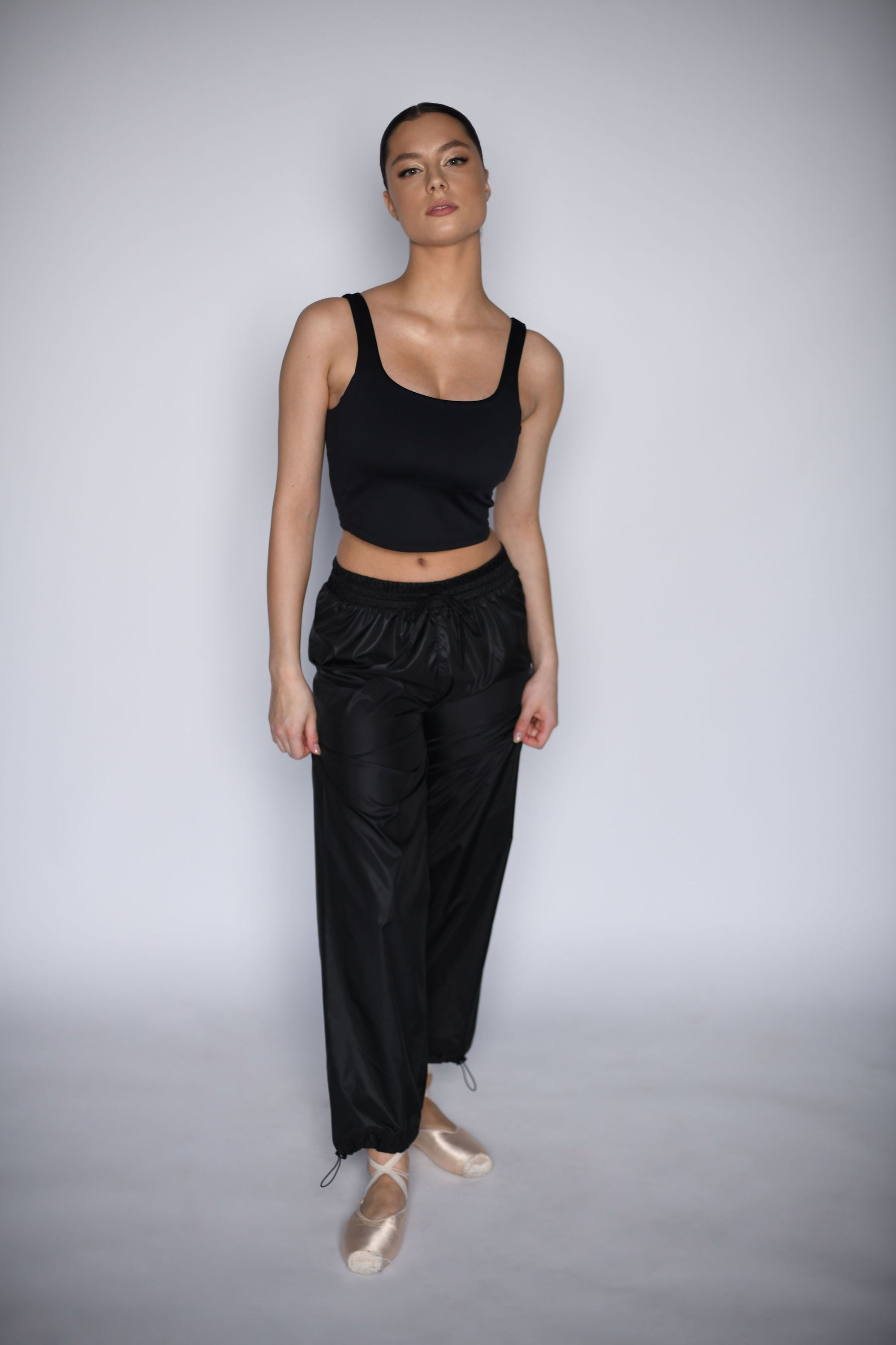 NEW URBAN SWAN COLLECTION S/S 23 | Black pearl pants