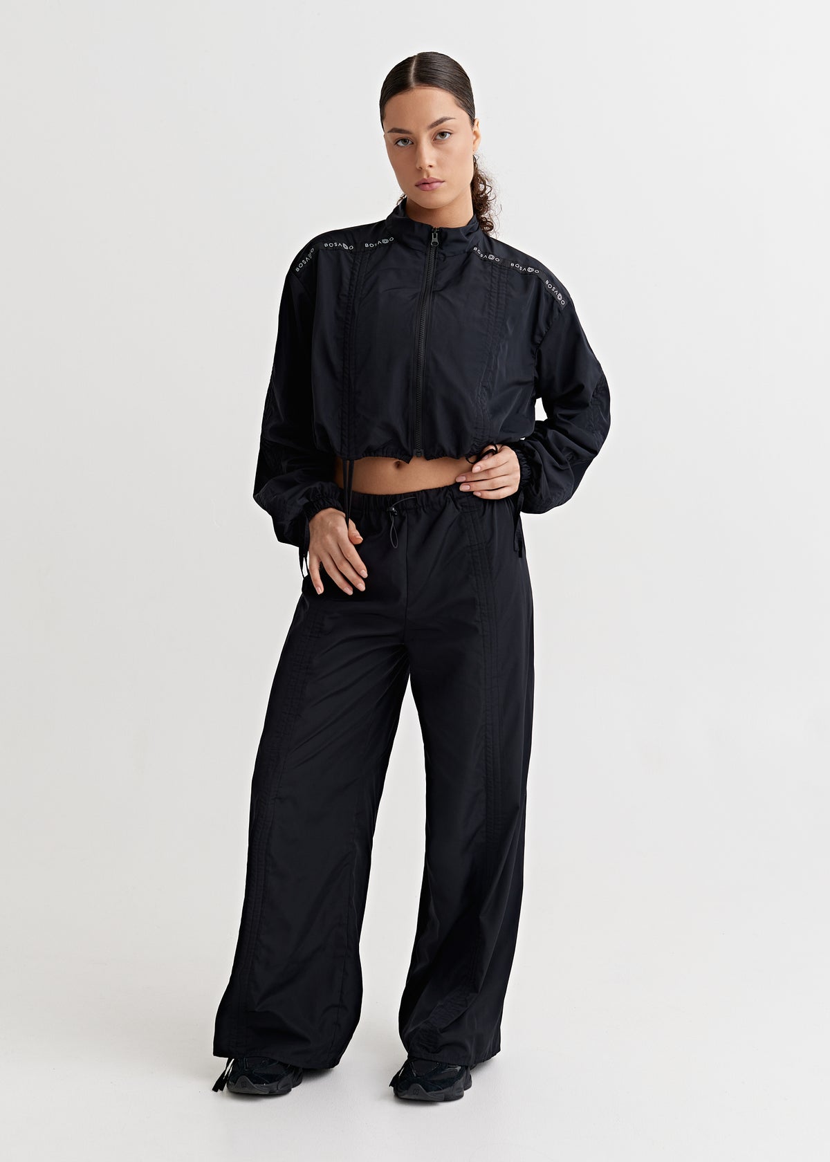 KLASIKINIS SPRINTAS KOLEKCIJA 25 | Klasikinis juodas sportinis kostiumas su kelnėmis + šortai