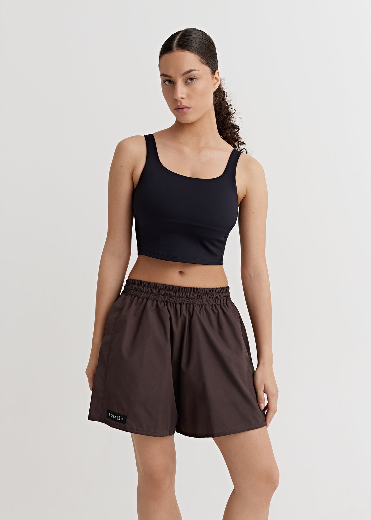CLASSIC SPRINT COLLECTION 25 | Wide high-waisted new age brown shorts