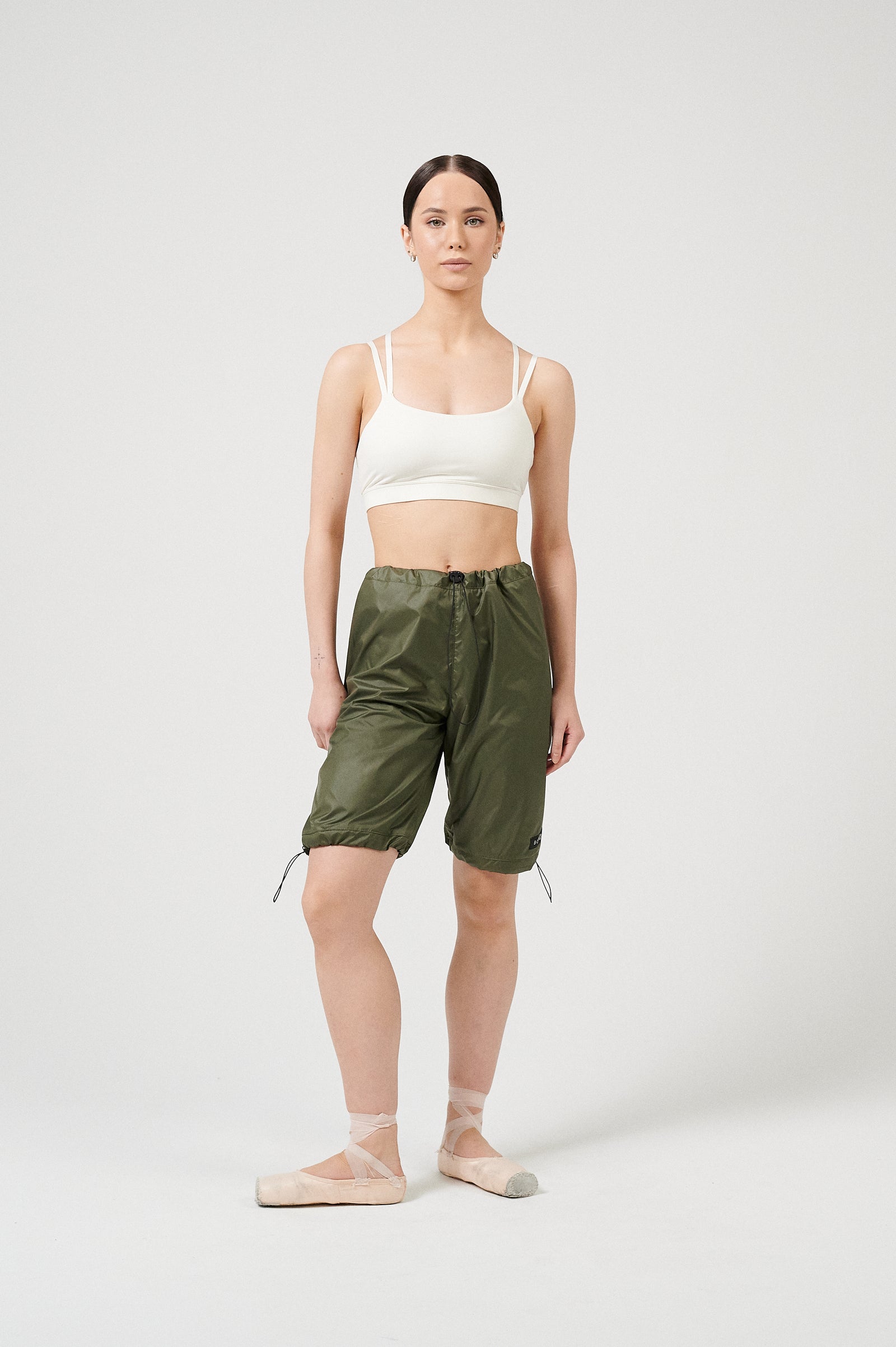 FUTURE GISELLE COLLECTION 24 | Utopian Khaki long shorts