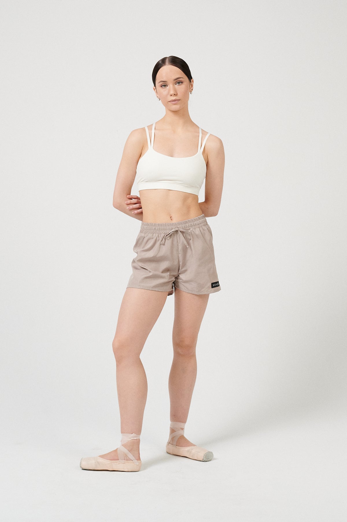 URBAN SWAN COLLECTION | cream shorts