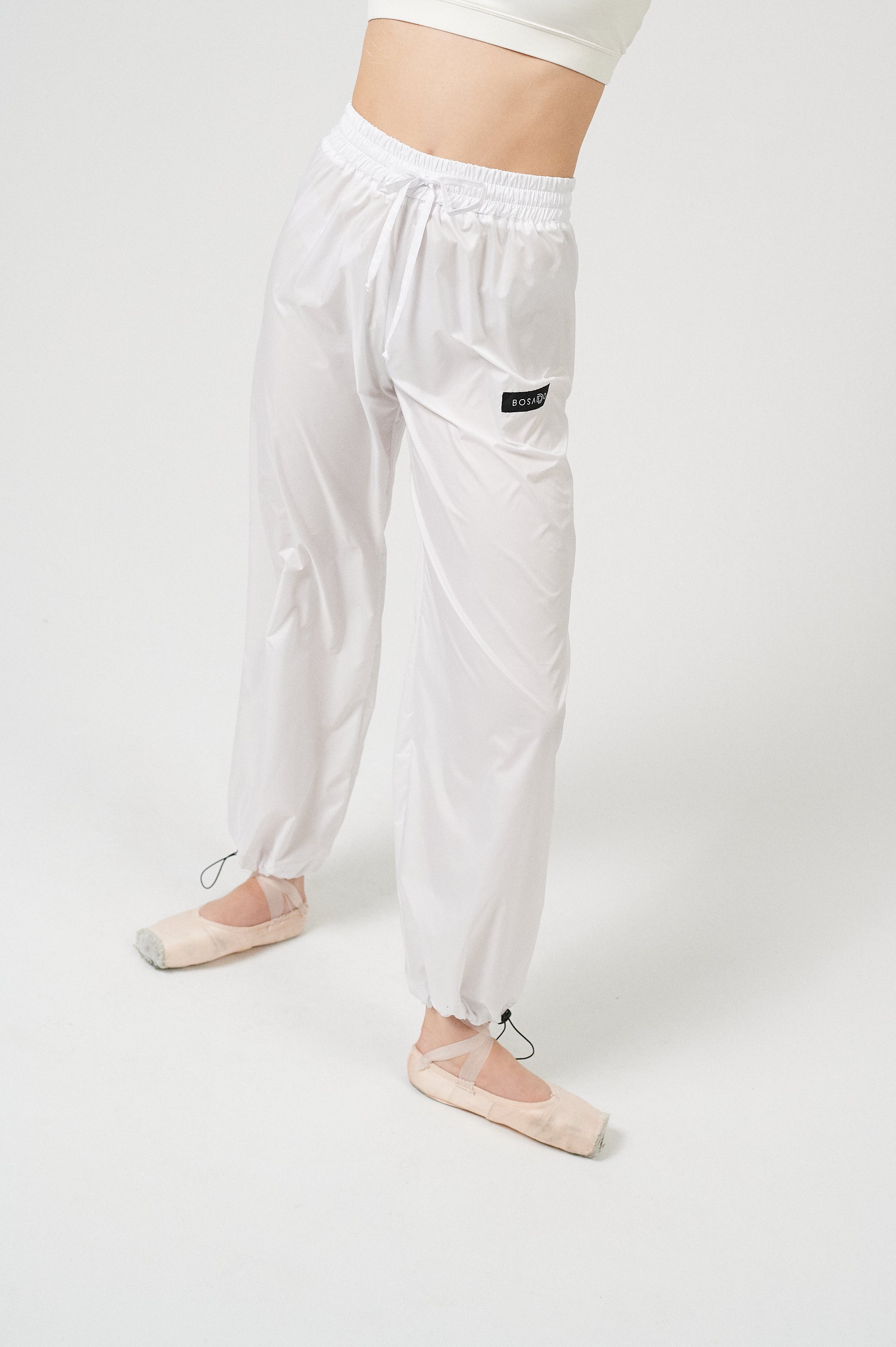 FUTURE GISELLE COLLECTION 24 | Cosmic white pants