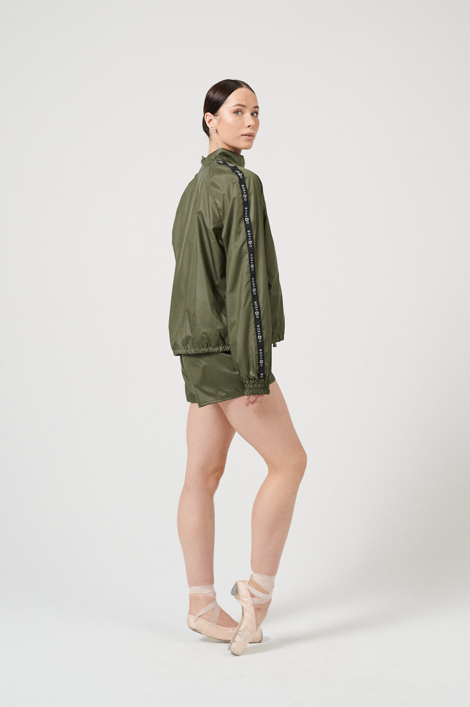 FUTURE GISELLE COLLECTION 24 | Utopian khaki sports suit with shorts