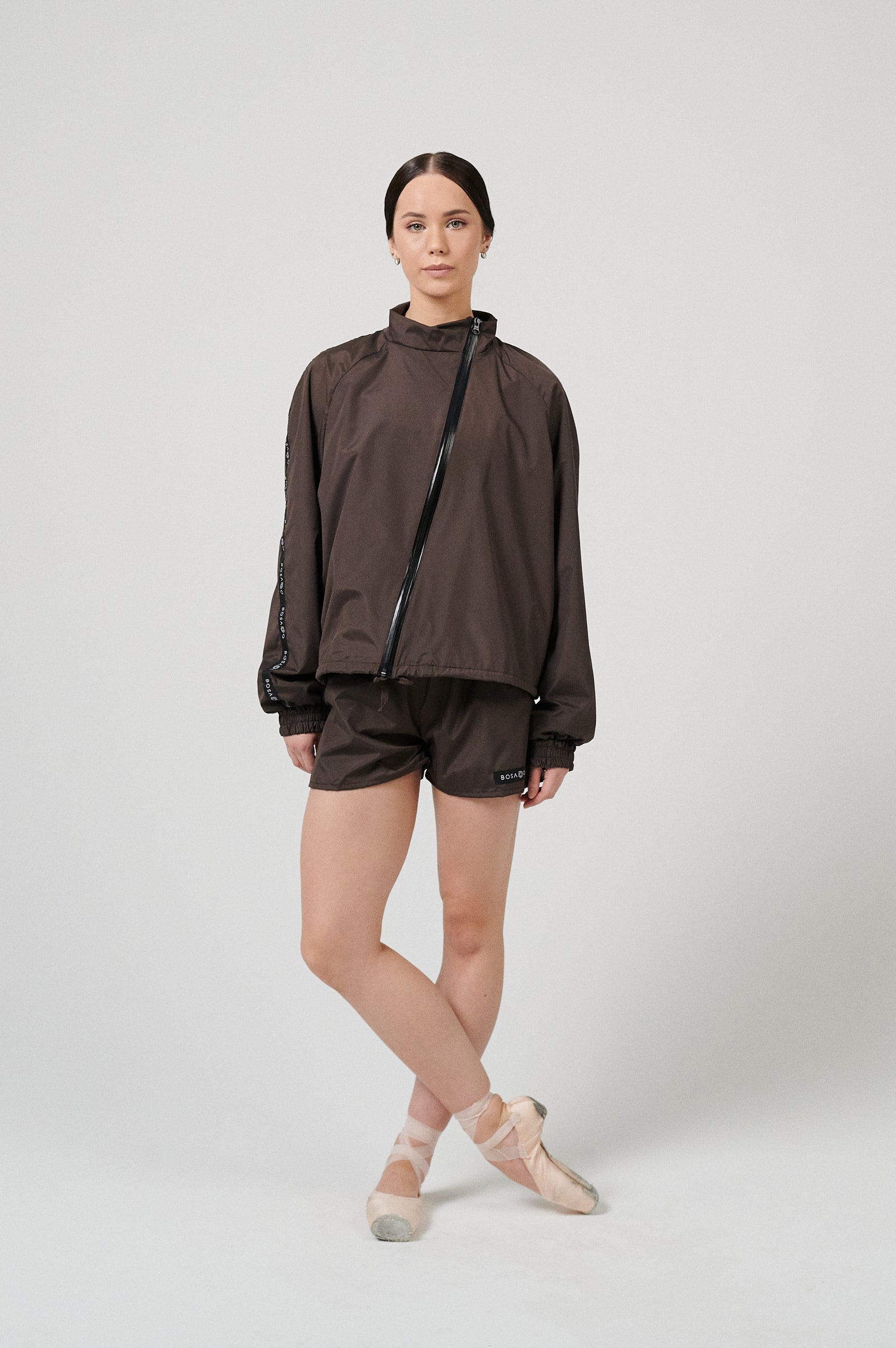 FUTURE GISELLE COLLECTION 24 | New Age Brown sports suit with pants + shorts