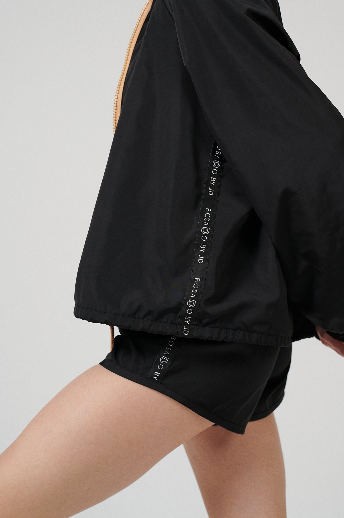 Bosaddo by Jurgita Dronina collection | Black sports suit with shorts