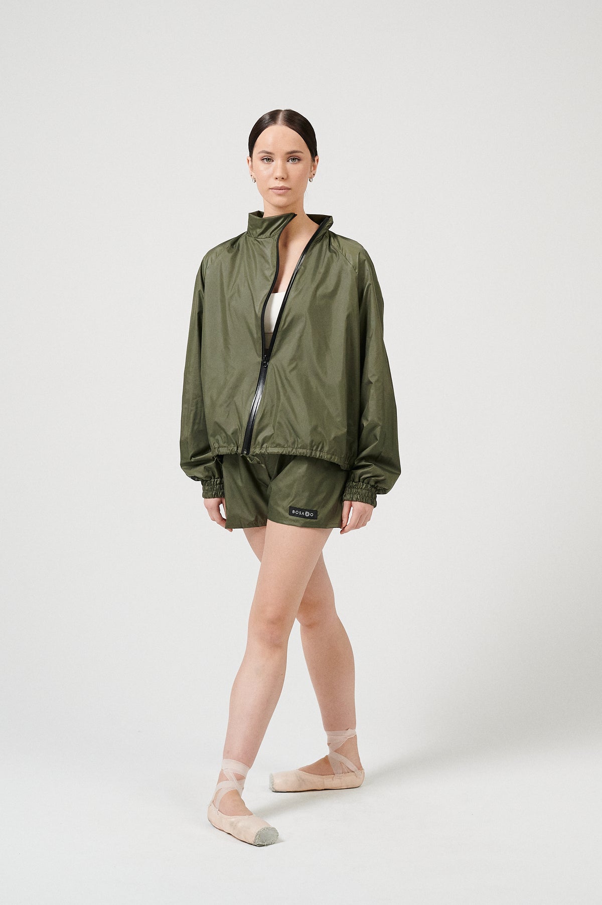 FUTURE GISELLE COLLECTION 24 | Utopian khaki sports suit with pants + shorts