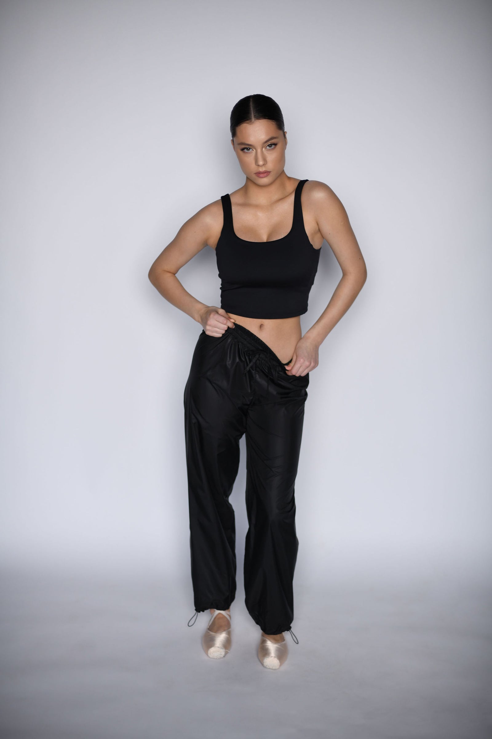 NEW URBAN SWAN COLLECTION S/S 23 | Black pearl pants