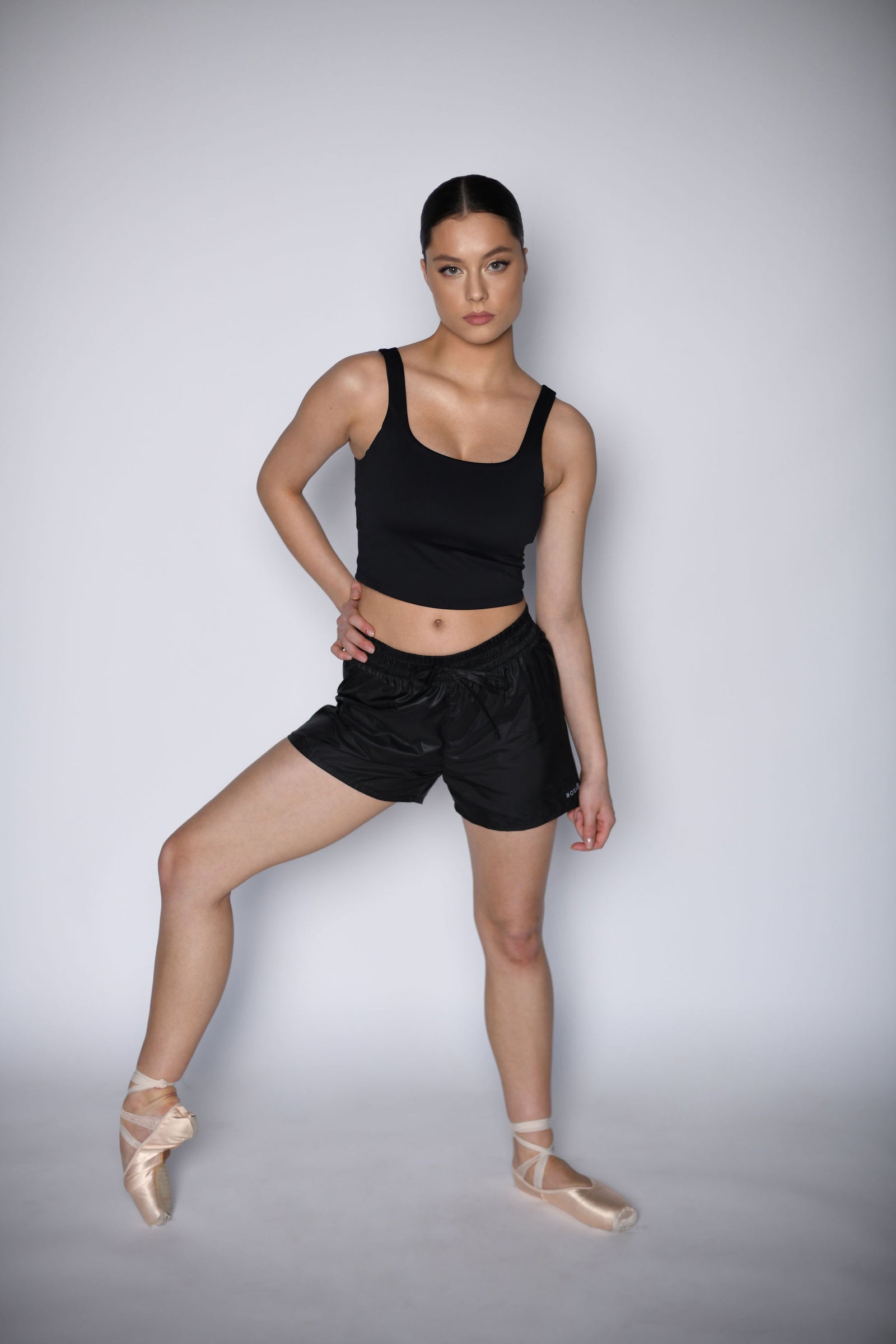 NEW URBAN SWAN COLLECTION S/S 23 | Black pearl shorts