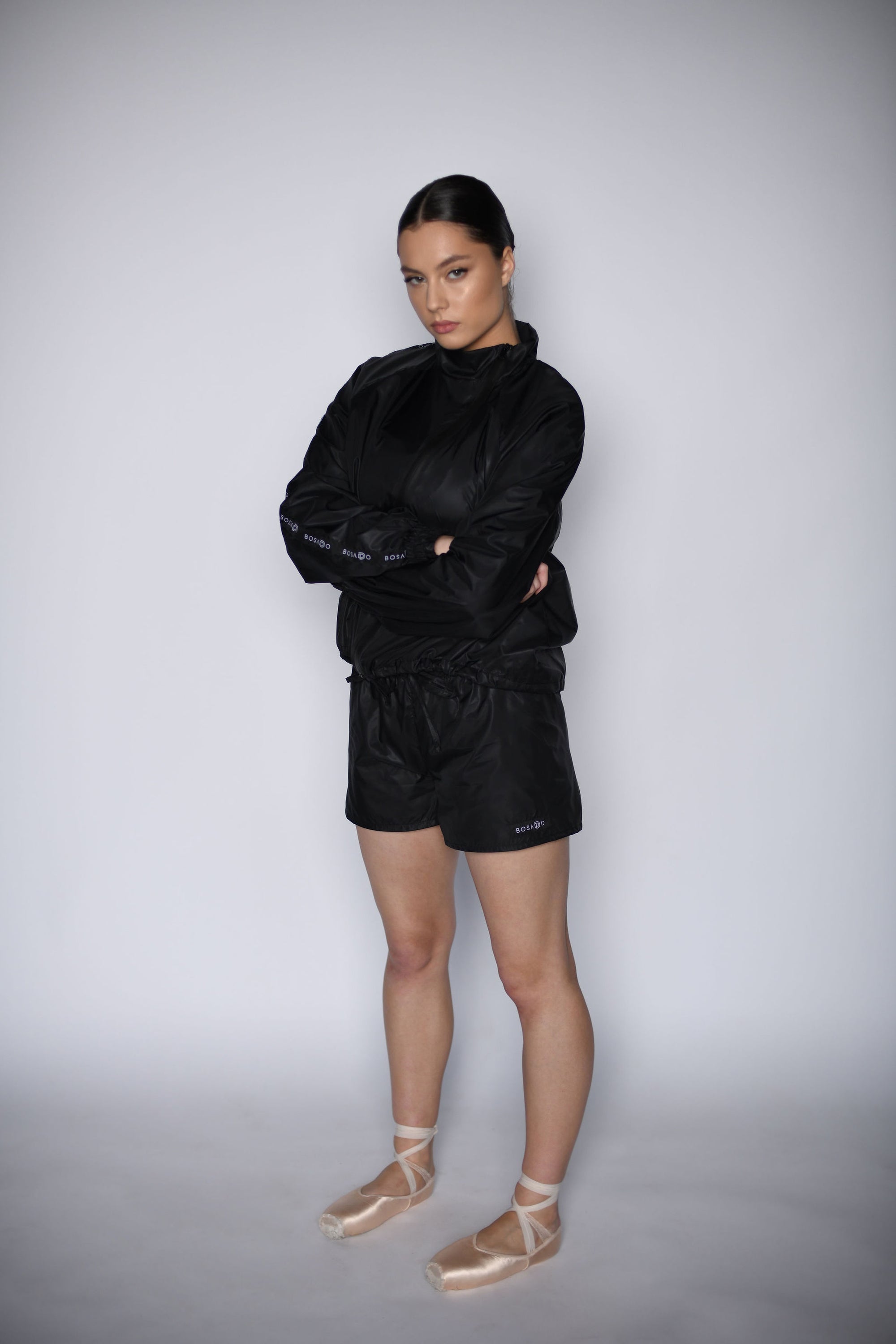 NEW URBAN SWAN COLLECTION S/S 23 | Black pearl sports suit with shorts