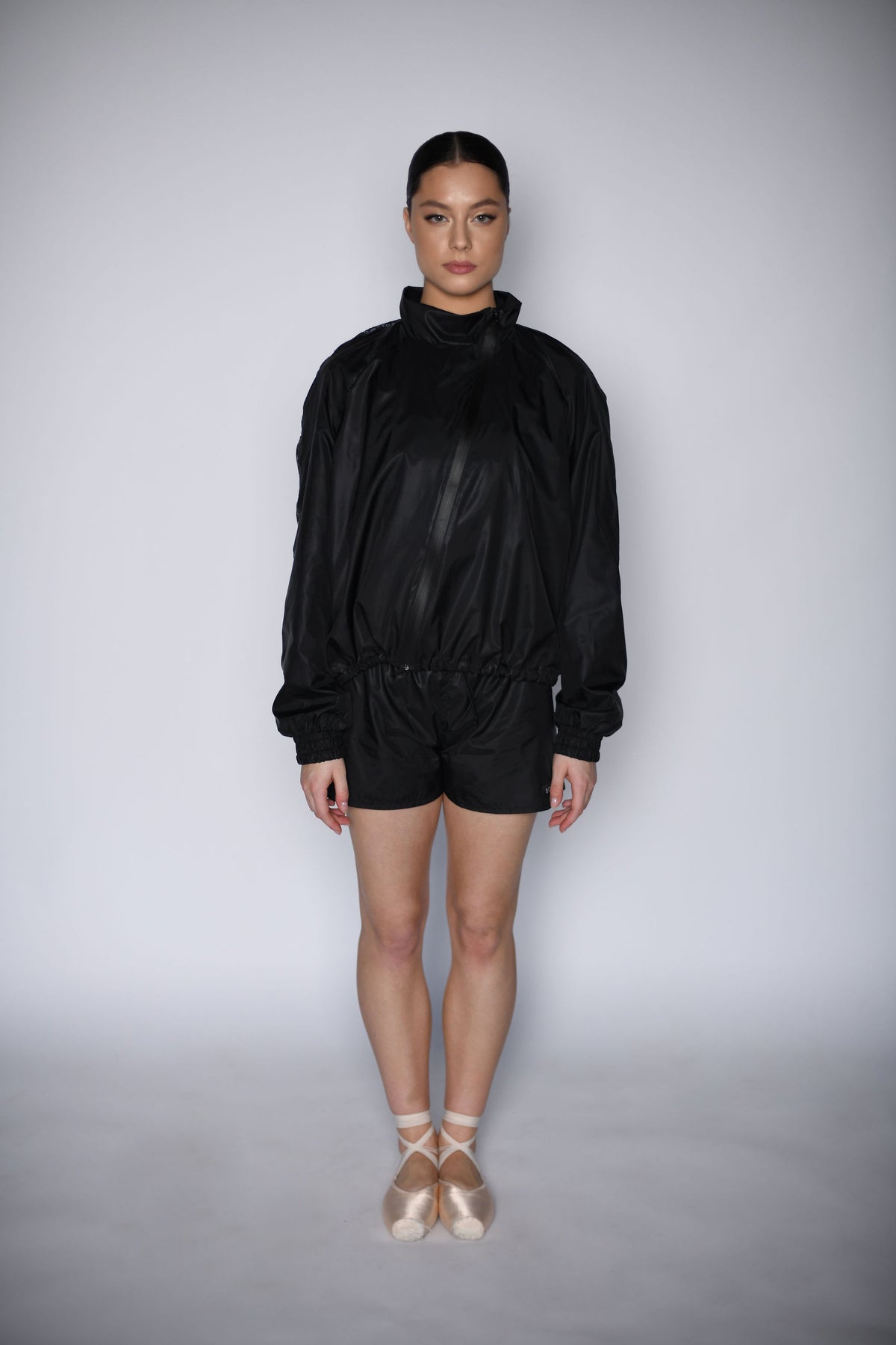 NEW URBAN SWAN COLLECTION S/S 23 | Black pearl sports suit with shorts