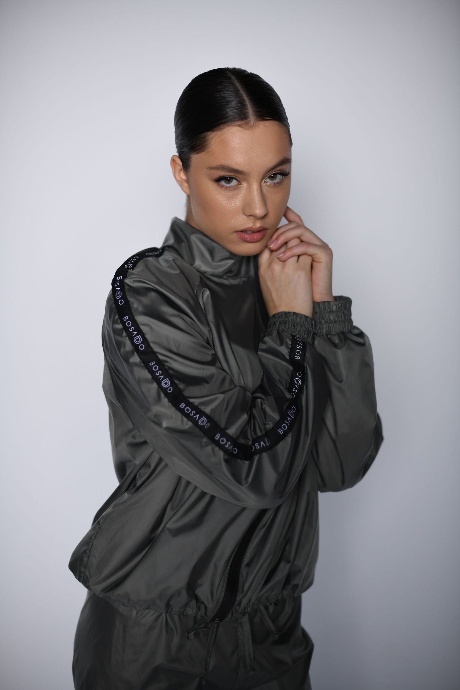NEW URBAN SWAN COLLECTION S/S 23 | Dark concrete jacket